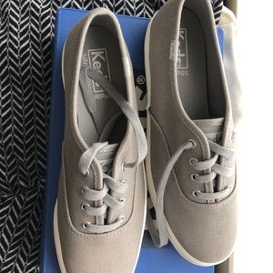Keds Metalic Silver shoes New